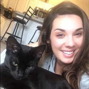 Meet your Posher, Anna